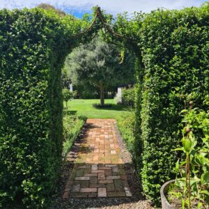 Heritage Gothic Arch